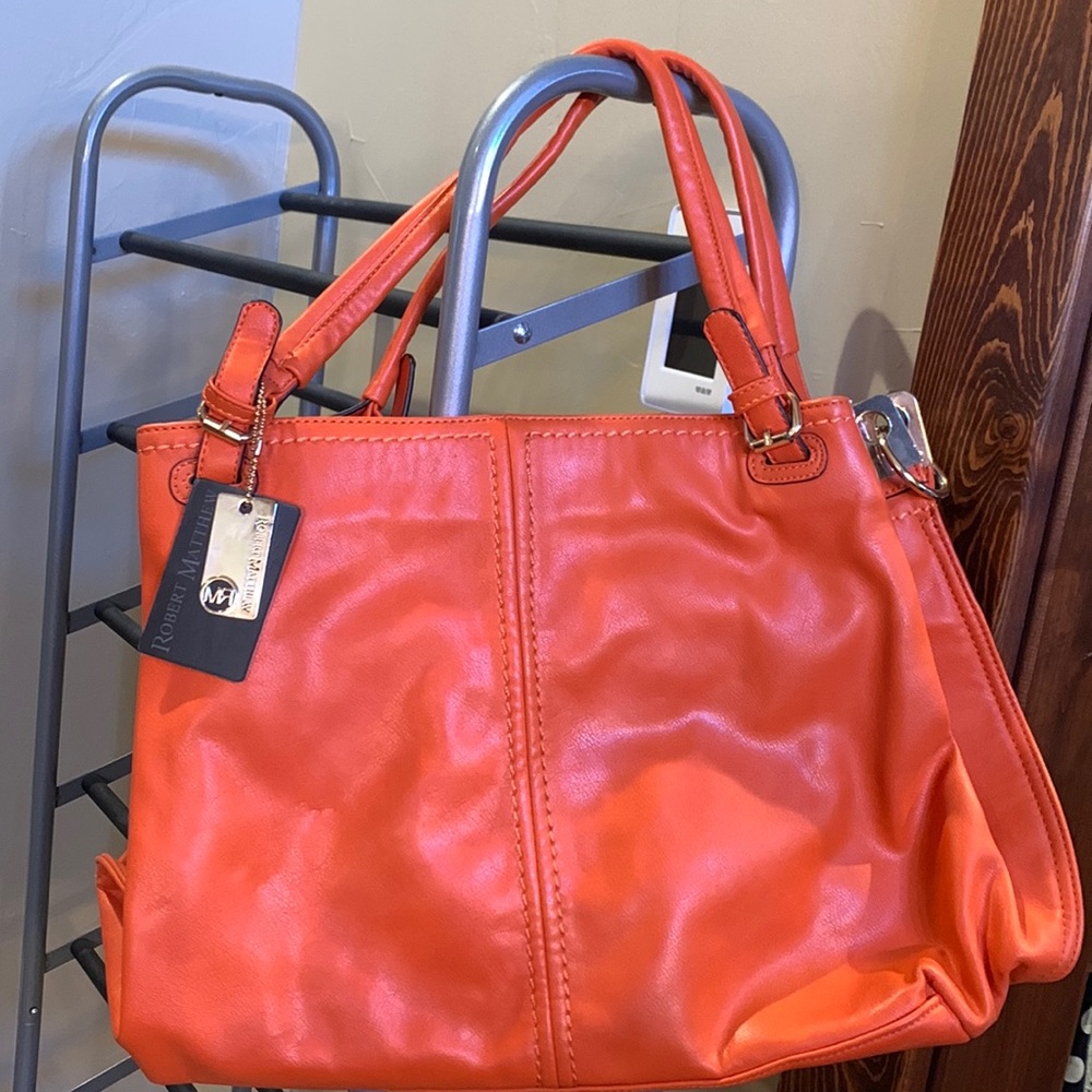 Brand new large Robert Matthew purse!